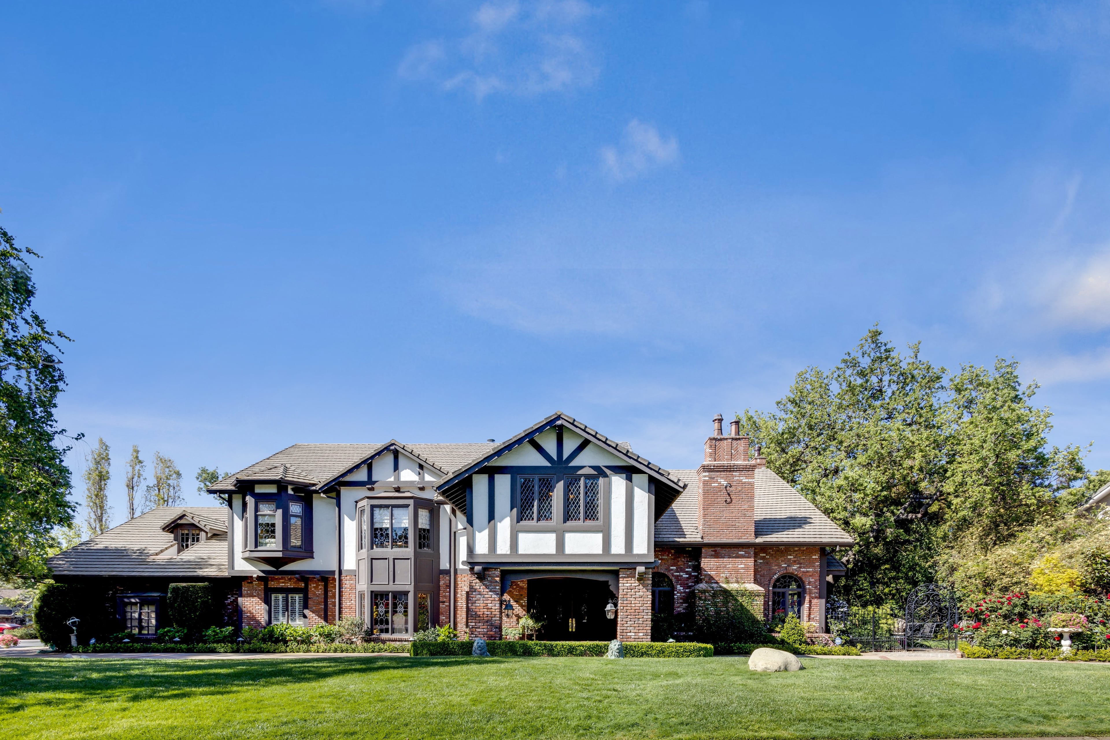 Estate on Golf Course Drive in Westlake Village